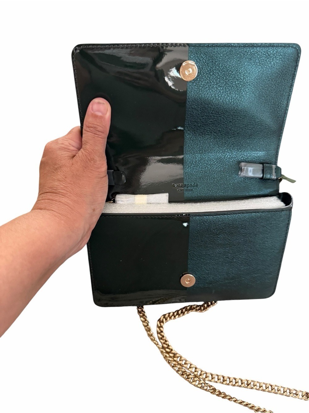 kate spade NWT Nicola Bi-Color Patent & Leather Deep Evergreen Chain Crossbody - Picture 5 of 9